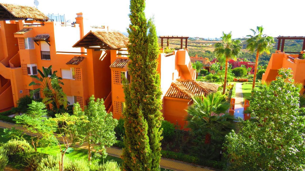 Casares Vacations Apartment Exterior foto